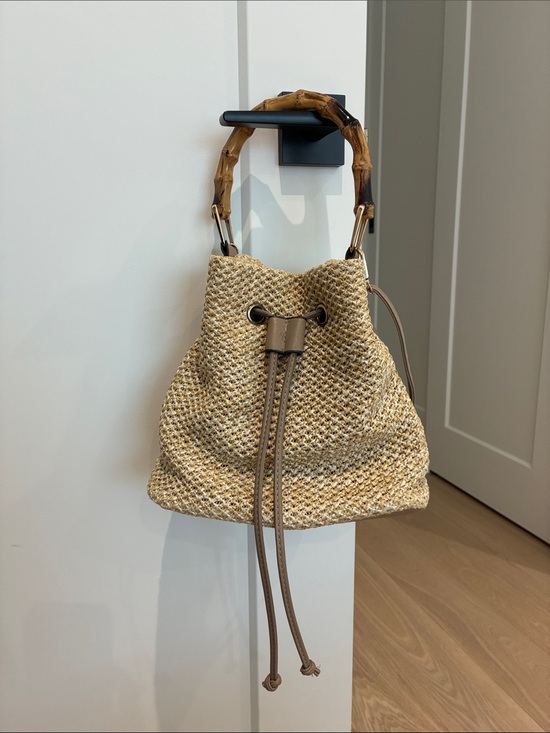Handbags - Woven Straw Drawstring Bucket Bag